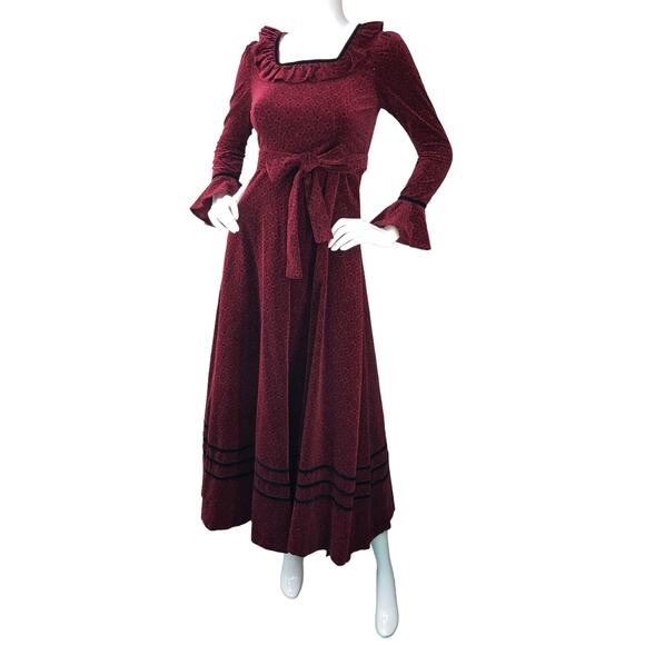 Laura Ashley Women Size 9 US S Velvet Dress Square Ruffle Neck Ditsy Floral Belt